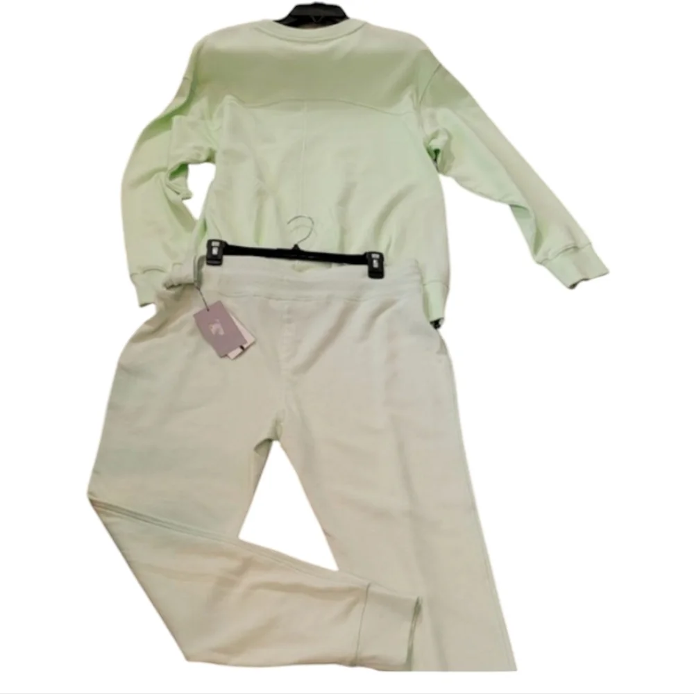 DKNY Green Jogger matching Set Lounge Set  NWT Sz L